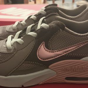 COPY - Nike Air Max Excee